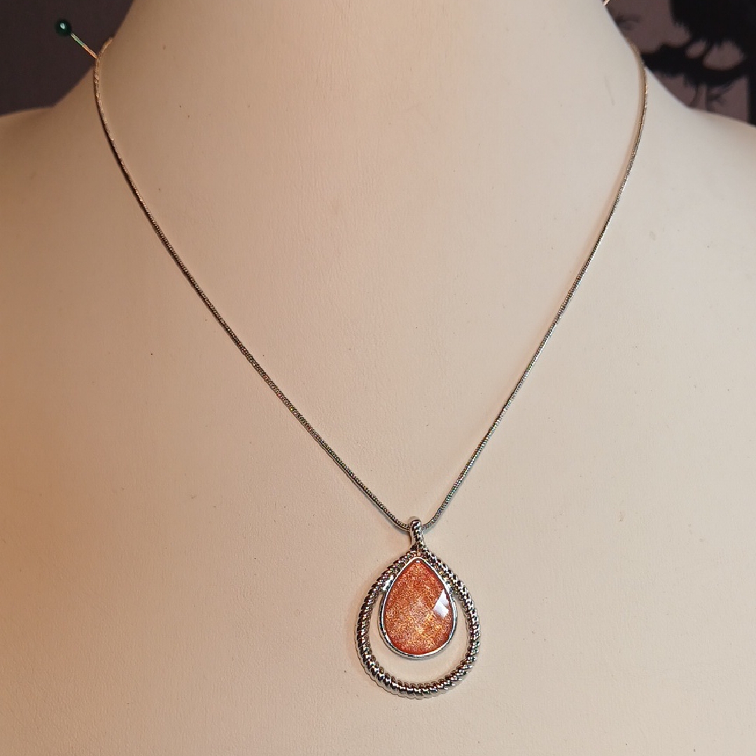 Paparazzi Silver Necklace With Orange Teardrop Pendant
